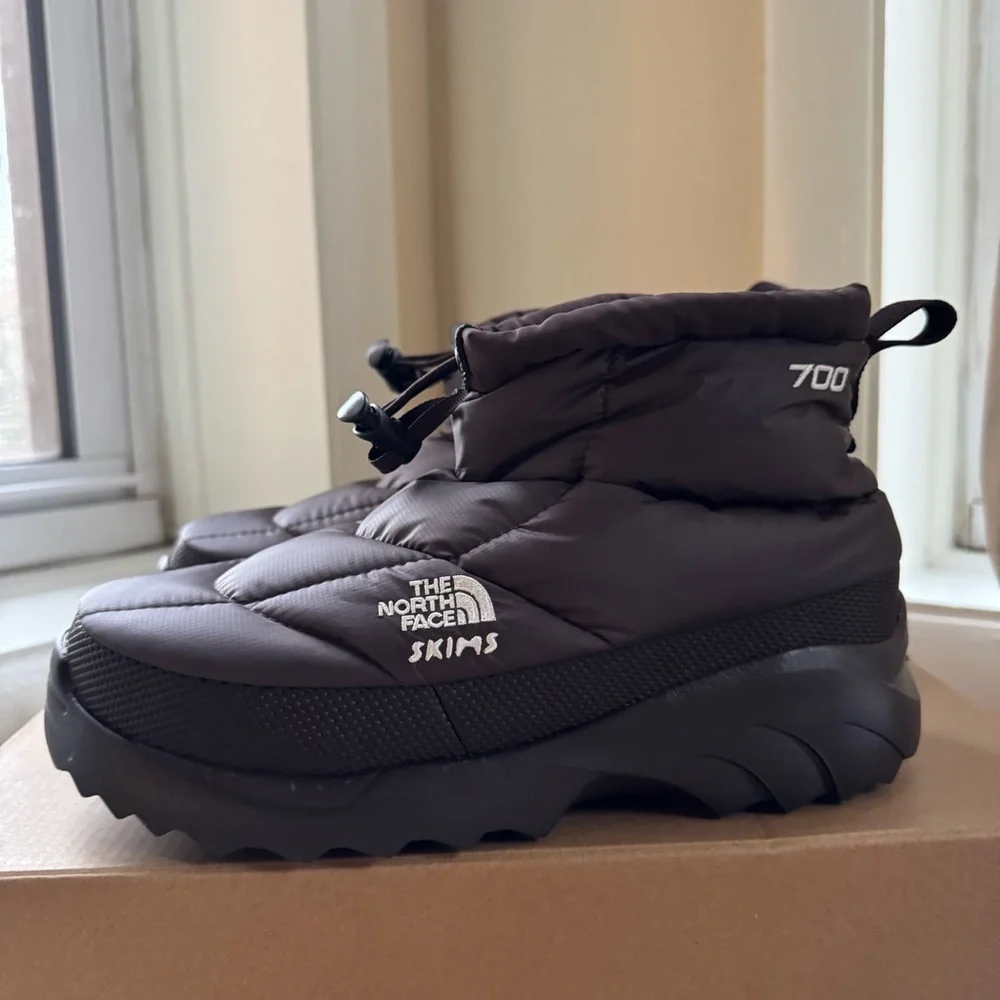North Face x Skims Nuptse Traction Chukka Phoenix Men's 6 / Women's 8